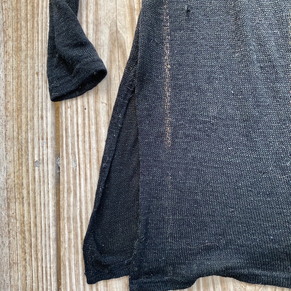 Cover - Picture 6 of 7